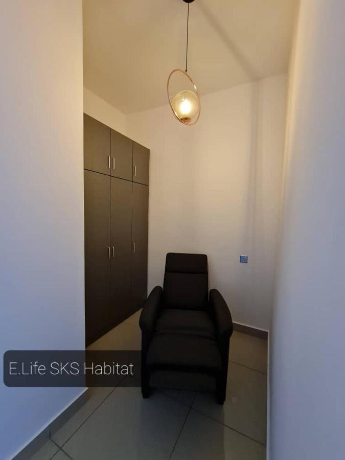 E Life Sks Habitat With Wifi Netflix * Johor Bahru